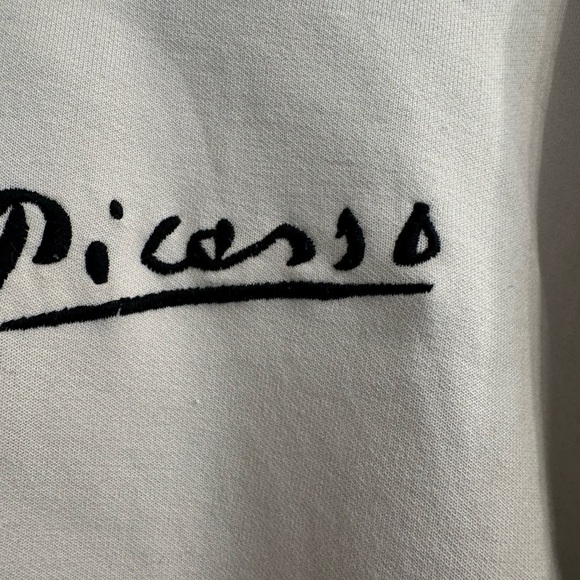 Picasso hoodie/Sweatshirt with graphic design on back ptp 22” - Picture 6 of 9